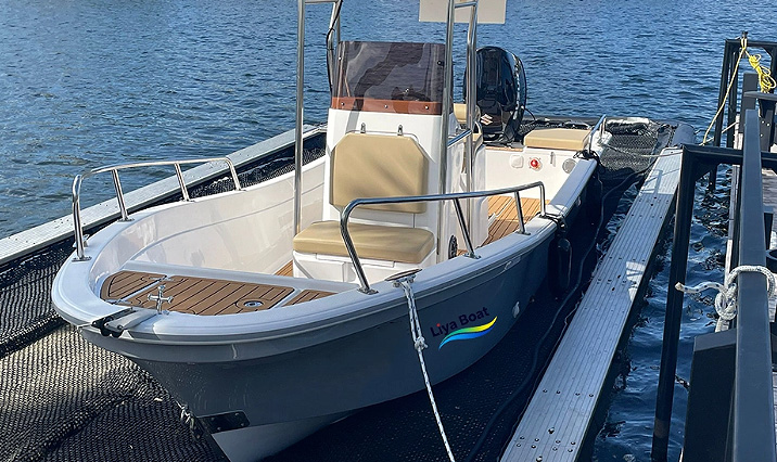 Liya 19FT Center Console FRP Panga Fishing Boat,CE Certified,for 8 Persons